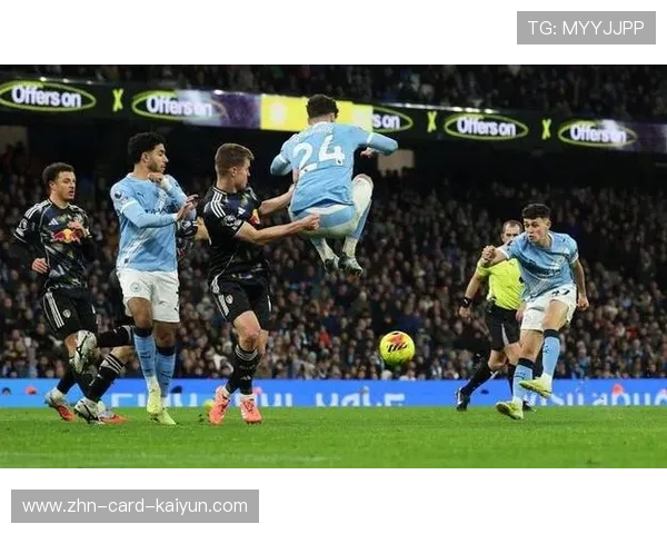 英超曼城前场连贯,对方退防被彻底打穿